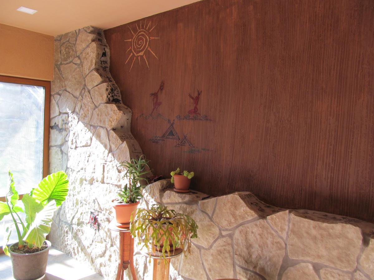 Artsiv Guesthouse Dilijan Exteriör bild