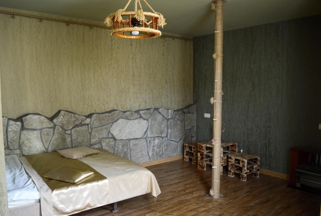 Artsiv Guesthouse Dilijan Exteriör bild
