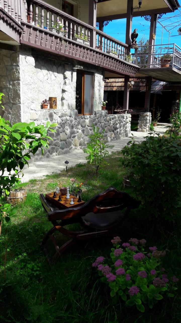 Artsiv Guesthouse Dilijan Exteriör bild